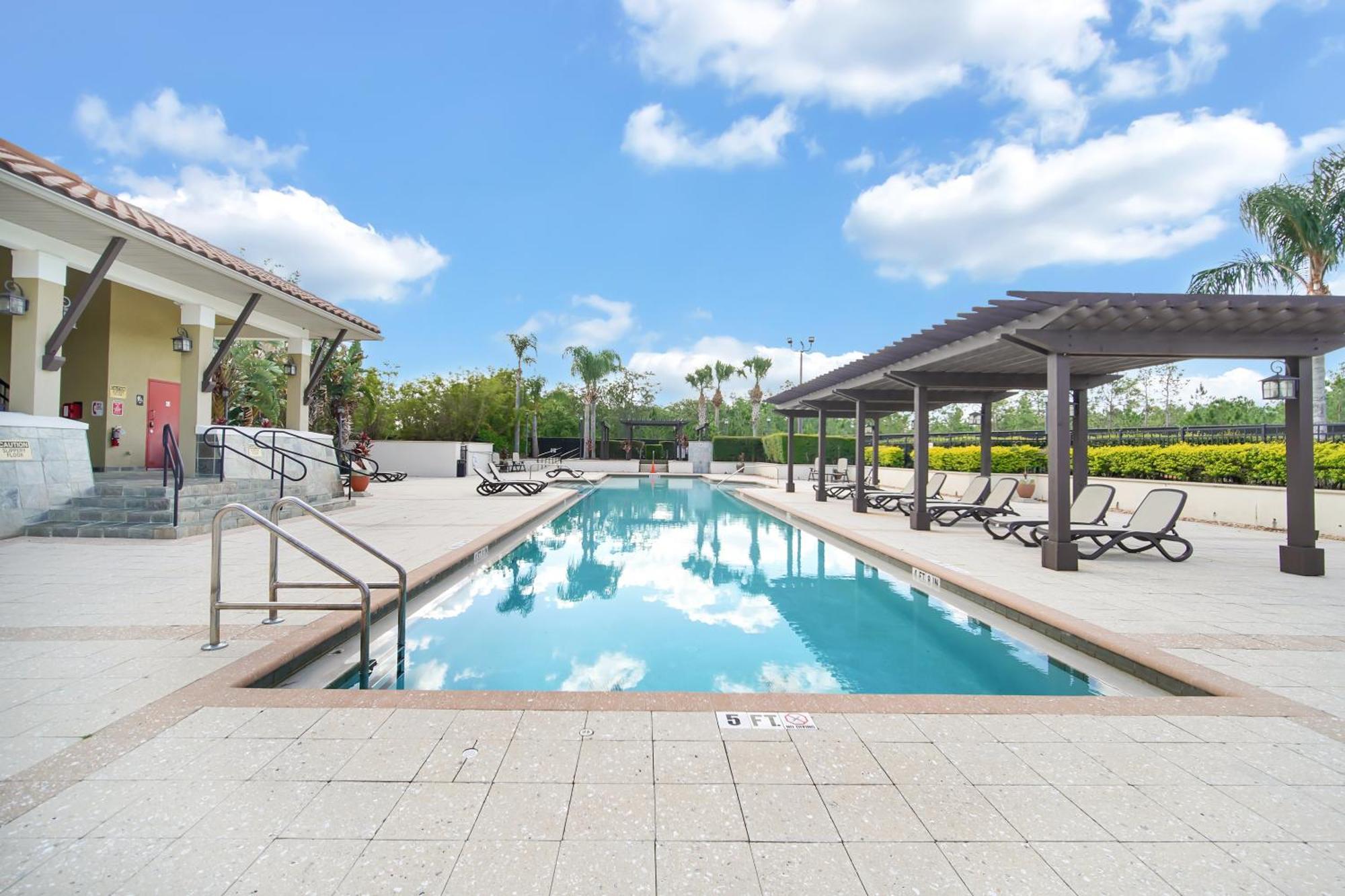 Cozy & Elegant 4Br Enchanted Townhouse - 1 Mile To Disney With Resort Pool, Gym, & Jacuzzi Orlando Exterior foto